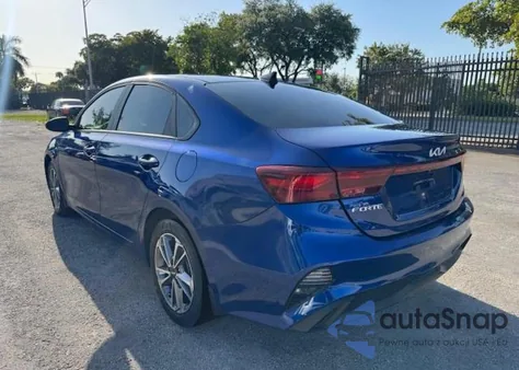 2022 Kia Forte Fe из США, поврежденный, VIN 3KPF24AD4NE464503